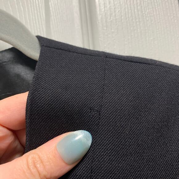 Pendleton Black Virgin Wool Blazer Size 10 Classic Minimalist Dark Academia - Picture 5 of 5